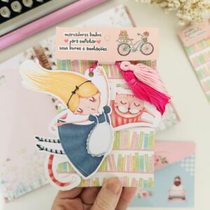 Kit com 2 Marcadores de Livro Alice no País das Maravilhas